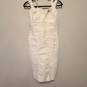 Hybrid & Company Elegant White Strapless Dress